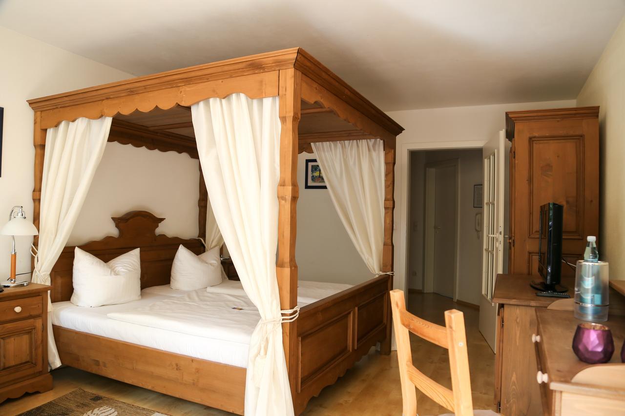 Hotel Zwei Laender 3*