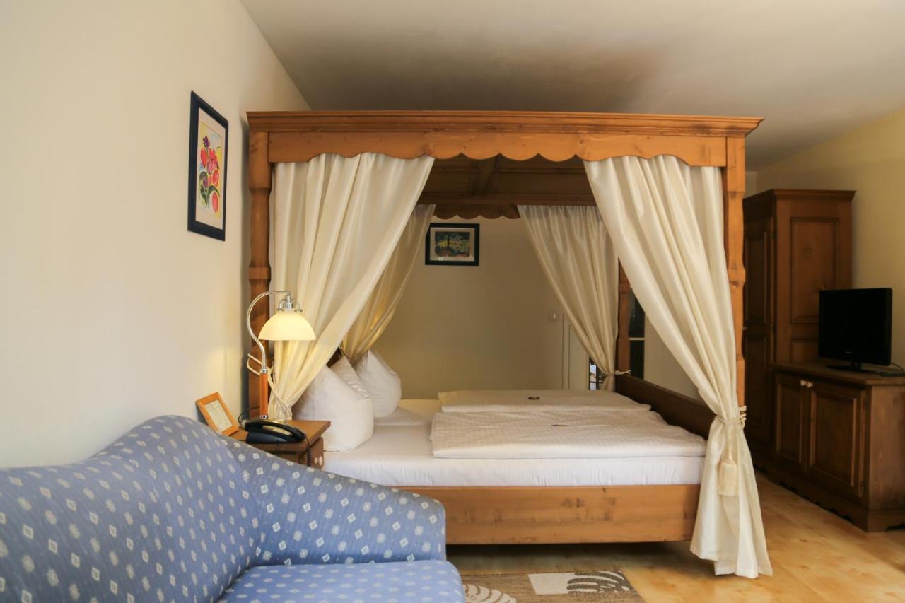 Hotel Zwei Laender 3*